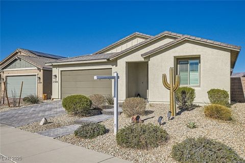 Gorgeous 2 bedroom with a den home, in the highly desirable gated 55+ community of Del Webb North Ranch. Exquisite finishing touches throughout the home, as well as upgrades galore. Bright kitchen features an abundance of cabinet space, a walk in pan...