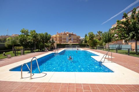 BARGAIN APARTMENT CENTRAL LA CALA DE MIJAS::: This 2nd floor, 2 bedroom apartment is situated in the lovely complex of Los Prados in central La Cala de Mijas. The complex offers grassed communal areas, a communal pool and separate children's pool and...