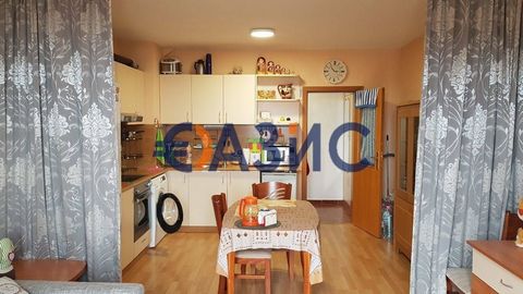 ID 30854776 For sale it is offered : 1 bedroom apartment on the 5th floor with panoramic sea and city views Cost: 77 500 euros Locality: Byala,Panorama Beach complex Rooms: 2 Total area: 87.7 sq.m. Floor: 5 of 5 Service fee: 50 euro/year Construction...