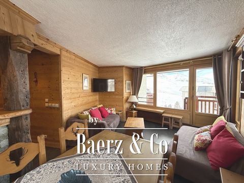 Located in a highly sought-after residence in the heart of Val Thorens, this 60 m² apartment offers the perfect setting to fully enjoy the mountains. With its South-West exposure, it benefits from beautiful natural light and a pleasant view of the sn...