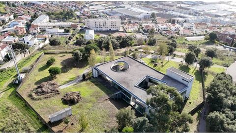 Multipurpose building for sale in Braga _ Portugal . Building of contemporary architecture, inaugurated in 2004 and designed by the renowned Atelier Cerejeira Fontes Arquitetos. Areas: Total land area: 8027 m² Building implantation area: 1198 m² Gros...