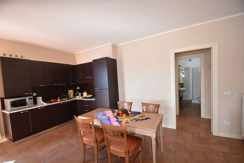 Apartament wakacyjny na pierwszym piętrze o powierzchni 40 m2. Prywatny taras (18 m2).