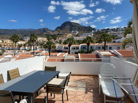 Apartment with terrace for sale in the Malibu Park complex, San Eugenio Alto. This spacious apartment offers 1 bedroom with a built-in wardrobe, 1 full bathroom with shower, a cozy living room, an equipped American kitchen, and a large terrace with v...