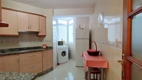 Duplex, Fuengirola, Costa del Sol. 2 Bedrooms, 2 Bathrooms, Built 67 m2, Terrace 50 m2. Setting : Town, Commercial Area, Beachside, Port, Close To Port, Close To Shops, Close To Sea, Close To Schools, Close To Marina. Orientation : East, South. Condi...