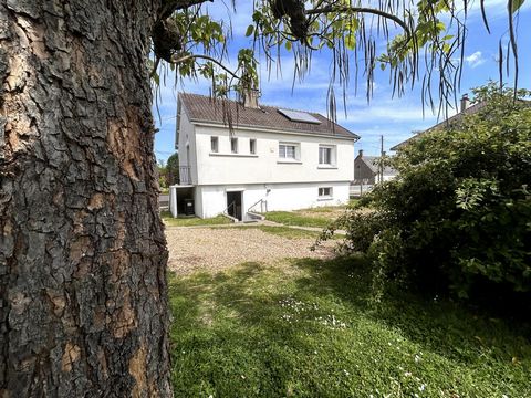 MAISON PROCHE CENTRE VILLE et COMMODITÉS