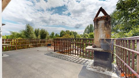 Au Bugue, maison + appartement