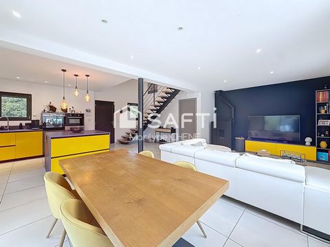 Maison de caractère de 142m² ( possibilité d'acquérir un étang privé de 1160m² pour 35000 Euros)