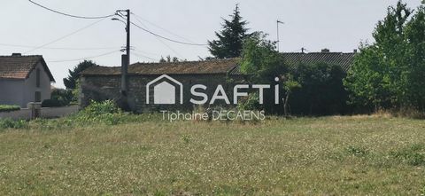 terrain constructible 1400m2 avec bâtiment