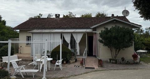 Maison avec parc arboré et dépendance