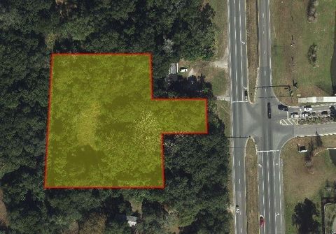 1.83 Acres. Ideal for development in growing Mount Dora. Directly cross from and Stoneybrook Hills Subdivision, Publix and growing retail corridor.