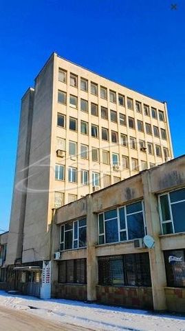 Offer 12399 - ... - For sale fifth, sixth and seventh floors of the Administrative building, located on the square'Garata'. Each of the floors has a built-up area of 202 sq.m. It is possible to sell parts. The price is negotiable. Contact phone: ...