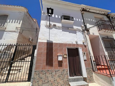 A fantastic opportunity to own a traditional townhouse located in the heart of the beautiful village of Lubrin. Within easy walking distance of the local bars, banks and shops, this property offers a true slice of our beautiful province of Almeria. A...