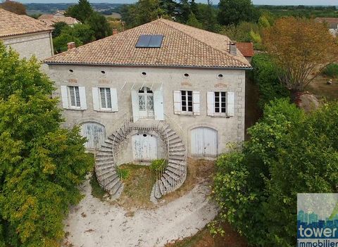 Sylvie FRANZINI OF THE TOWER IMMOBILIER AGENCY available at ... or ... offers: BEAUVILLE, near the center, superb bourgeois house with its majestic stone porch with double curved horseshoe flights, which leads you to the entrance of a spacious vestib...
