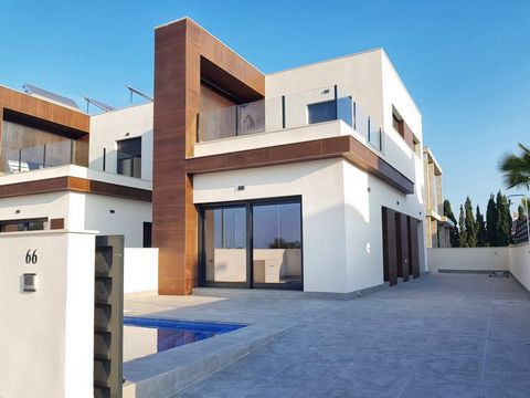 NEW CONSTRUCTION PAIRS IN NEW DAYA Semi-detached houses of new construction in the new part of Daya Nueva. A few minutes walk from the city center. Viviendas has 3 bedrooms, 2 bathrooms, private garden with pool, dining room - living room with open k...