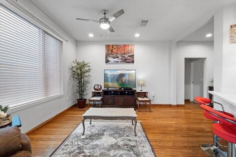 Welcome to your new modern condo located in the heart of Carrollton. Check out the view from the balcony! The open floor plan is features stunning wood floors and the kitchen is equipped with stainless steel appliances and granite countertops with an...