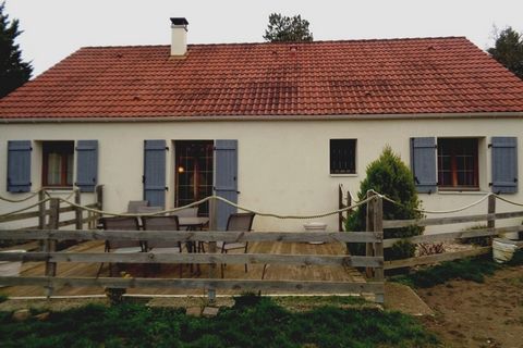 Dpt Yonne (89), à vendre LAVAU maison de plain pied 5 pièces de 82 m²parcelle de 1 200m²