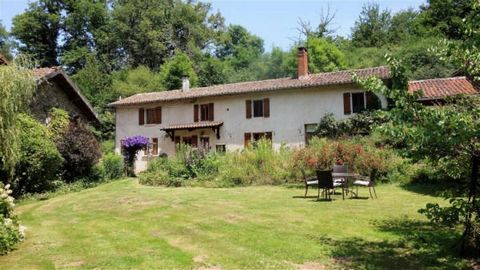 The perfect prime location for this secluded historic French mill house, set on its own at the end a lane and accessed by electric gates ensuring privacy and tranquillity with private river access. Nestling in the valley of the river Goire, with beau...