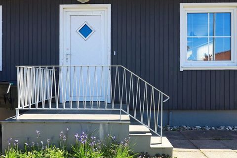 Spacious holiday cottage centrally located in Løkken town but still in quiet surroundings. The house was built in 1945 and fully renovated in 1997. Good insulation and district heating ensure low costs for heating and water. There is living room with...