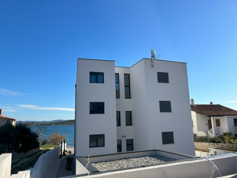 Luxury apartment with sea view for sale, 300 m from the center of Betina. It is located in a newly built urban villa with six apartments. The apartment is equipped with quality joinery (aluminum, PVC), anti-theft and fire doors, electric shutters and...