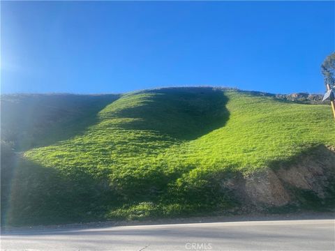 Two hillside lots sold together (APN # ... , 4,382 SF and APN # ... , 9,011 SF) for a total of 13,393 Sq feet located side by side in the community of Kagal Canyon. This beautiful hillside land is surrounded by trees, homes, parks, hiking trails, and...