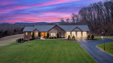 When the best simply isn't enough. This custom built estate is privately situated on 25.72+/- acres and offers a truly exceptional living experience. Boasting 12,010 luxurious square feet that includes 6,125 square feet of living space and an additio...