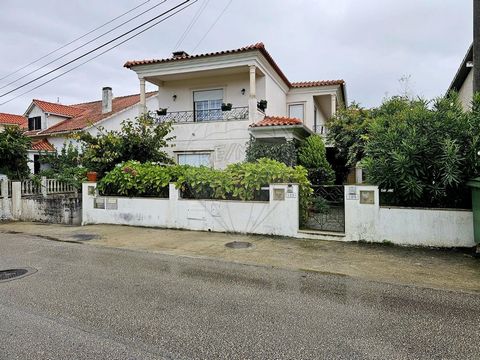 4 bedroom villa for sale   PROPERTY RENTED UNTIL THE END OF NOVEMBER 2026   Opportunity to acquire this 4 bedroom villa with a total area of 185 square meters, located in the parish of Pataias, Alcobaça, district of Leiria. Located in a quiet and qui...