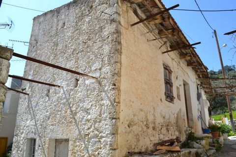 Located in Agios Nikolaos. An old stone house for renovation tucked away in a little back street just a few minutes walk to the center of the traditional Cretan village of Kritsa, Crete. Kritsa is a very pretty village only 7 kilometers west of the c...