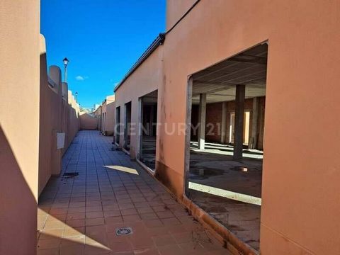 Commercial premises of ground floor and diaphanous. Located in Fortuna. It is a municipality located in the province of Murcia, Spain. The municipality of Fortuna is known throughout the national scene for the hot springs that flow from its soils. At...