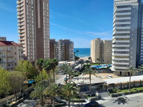 for sale 2-bedroom apartment in close proximity to arenal beach. conveniently situated near both the beach and the center of calpe the pe&ntildeasol building offers an ideal location. located on the 6th floor this apartment boasts partial sea views. ...