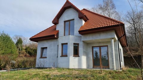 We present for sale a single-storey detached house in a closed shell state, located on a plot of 11.06 ares. The property is located in the charming town of Boguszyn. Single-family building consisting of 2 floors, building area 117.00 sqm, usable are...