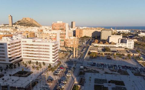 Apartments in Benalúa Sur, Alicante, Costa Blanca A magnificent residential complex made up of 60 homes with 2, 3 and 4 bedrooms with a garage and storage room. The urbanization has an infinity pool on the roof with exceptional views of the sea and a...