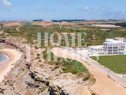 Restaurant / Shop in Lourinhã, located in the Ocean View Development. You can have your restaurant in a tourist area and in a tourist resort. This space has about 290m2 of open space and the possibility of placing up to 5 bathrooms. It has a parking ...