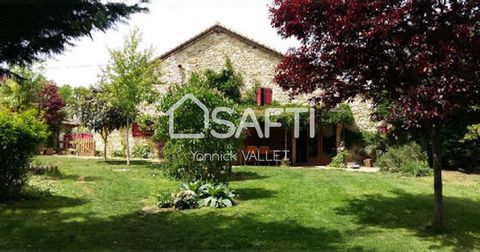Situated in the commune of Saint-Martial-de-Valette (24300), this property offers a peaceful, authentic setting. A large plot of 16,000 m², with uninterrupted views over the verdant surroundings. The peaceful, bucolic setting is ideal for nature love...