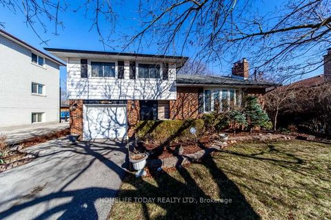 Welcome to this captivating residence in the heart of Downtown Whitby. This beautiful 3+2 bed, 2 bath, Sidesplit home exudes timeless elegance, featuring a charming sunroom and tranquil fish pond. Its prime location offers easy access to Whitby Go, H...
