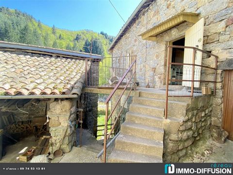 Mandate N°FRP160633 : House approximately 67 m2 including 3 room(s) - 2 bed-rooms - Site : 693 m2. - Equipement annex : Garden, Terrace, Cellar - chauffage : fioul - Expect some renovation - Class Energy F : 427 kWh.m2.year - More information is avai...