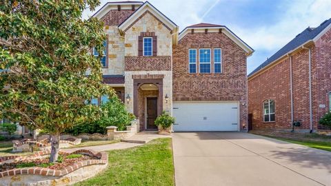 Experience the epitome of luxurious living in Little Elm, Texas. This exceptional 2-story residence boasts four generously sized bedrooms, including a luxurious master suite, ensuring ample space. The open floor plan seamlessly connects the living sp...