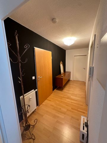 2.5 room apartment with balcony, underground parking space, elevator, bicycle storage room, complete, stylish furnishings and right in the heart of Söflingen - the most beautiful district of Ulm. You can be in the city center within 10 minutes by tra...
