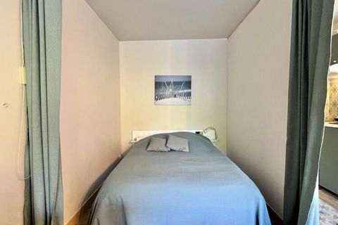 Deze charmante studio van 32 vierkante meter is perfect voor maximaal 4 personen en beschikt over alle benodigdheden voor een comfortabel verblijf. De studio beschikt over een gezellig slaapgedeelte met een tweepersoonsbed, een slaapbank voor extra g...