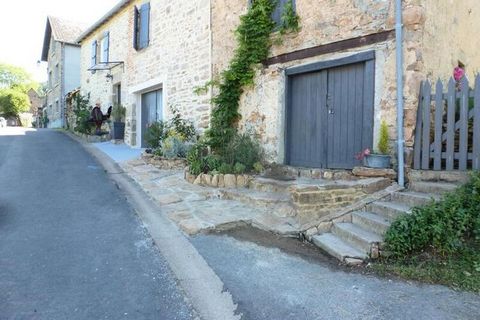 La Maisonnette is a charming, fully restored farmhouse, charming and warm which offers quality equipment. and all the comfort necessary for a good stay. Bright and pleasant to live in. live, the house is located in a small, quiet village, without any...