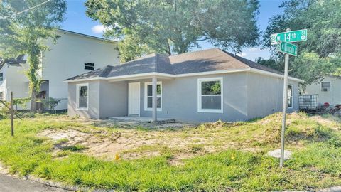 Under Construction. Brand NEW construction getting wrapped up now near Down Town Lakeland. This home offers all of the modern features that buyers want like the Luxury Vinyl plank flooring, granite counter tops, and subway tile bathrooms, yet it is b...