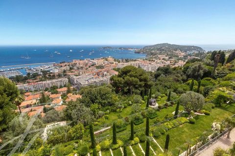 Only from John Taylor. On the sought-after heights of Beaulieu-sur-Mer, just 15 minutes from Monaco, discover this unique property comprising two detached villas set in 2,700 m² of Mediterranean parkland. Offering breathtaking views of the Mediterran...