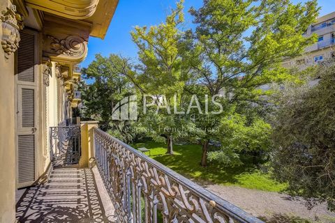 // VASTE APPARTEMENT-LE BEL ENDORMI A REVEILLER - BAS CIMIEZ-LIBERATION - FORT POTENTIEL // Vaste appartement de pratiquement 150 M2 + Larges Balcons. Cet appartement familial, offre actuellement un coin jour avec de vastes pièces de vie et un coin n...