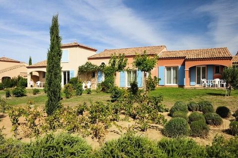 The Résidences Vacancéole Port Minervois / Les Hauts du Lac*** on the banks of the Canal du Midi, welcome you to comfortable studios and villas in Homps, between Carcassonne and Narbonne. Let yourself be enchanted by the beauty of the famous canal an...