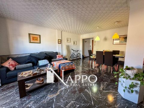 This charming 120 m² flat offers a comfortable and bright layout, with three spacious bedrooms and a full bathroom. The property has a terrace and a balcony, providing multiple outdoor spaces to enjoy the weather and the tranquillity.The south orient...