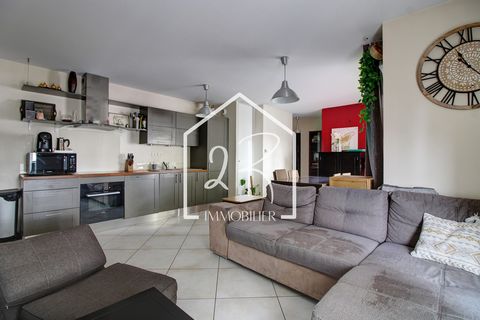 Immobilier 2R, l'agence en famille, vous présente à la vente : Sur la commune de VENISSIEUX secteur Moulin à vent, limite Lyon 8ème, dans une résidence datant de 2011, au 2ème étage avec ascenseur : Appartement de type T3 de 61,26 m2 avec balcon et p...