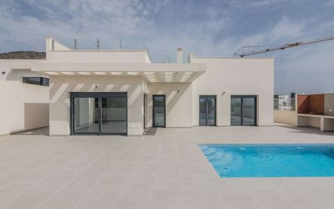 One floor villa in Polop, Costa Blanca, Alicante3 double bedrooms, 2 bathrooms with underfloor heating, one of them en suite. 100 m2 built on a single floor, all with exterior access and the pool area. 400 m2 of plot to enjoy. It is distributed in li...