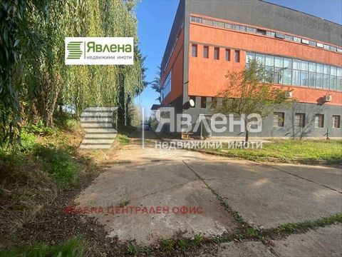 Large production base in Botevgrad located in the Industrial Zone Microelectronics. The building with a built-up area of 1164 sq.m on three floors with a built-up area of 3492 sq.m is located on a plot of land with an area of 6057 sq.m. The industria...