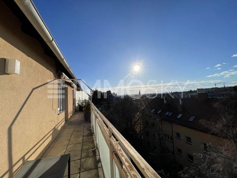 Luminoso y verde apartamento urbano con terraza y vistas a Viena está esperando a manos creativas y personas con imaginación. La distribución inteligente de las habitaciones, la amplia terraza orientada al sur y la ubicación verde y tranquila hablan ...