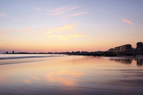 In einer ruhigen Umgebung, in einer Seitenstraße, befindet sich ein Familienerholungszentrum, das neben komfortablen Unterkünften auch ein großes eingezäuntes Erholungsgebiet bietet. Der Meeresstrand ist nur 250 m entfernt. Das Zentrum des charmanten...