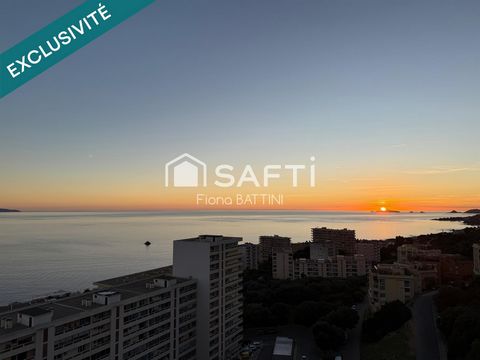 Lumineux, beaux volumes, vue panoramique mer